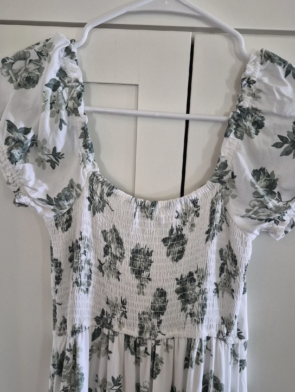 Womens Abercrombie & Fitch Floral DRESS Size Small